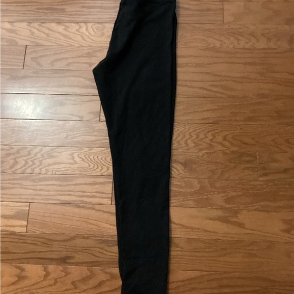 Black Star Smiley Face and Lips Leggings - Picture 2 of 4